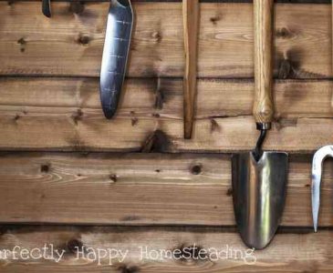 Garden Tools for Backyard Homesteaders - what gardening tools you'll want for the backyard farm!
