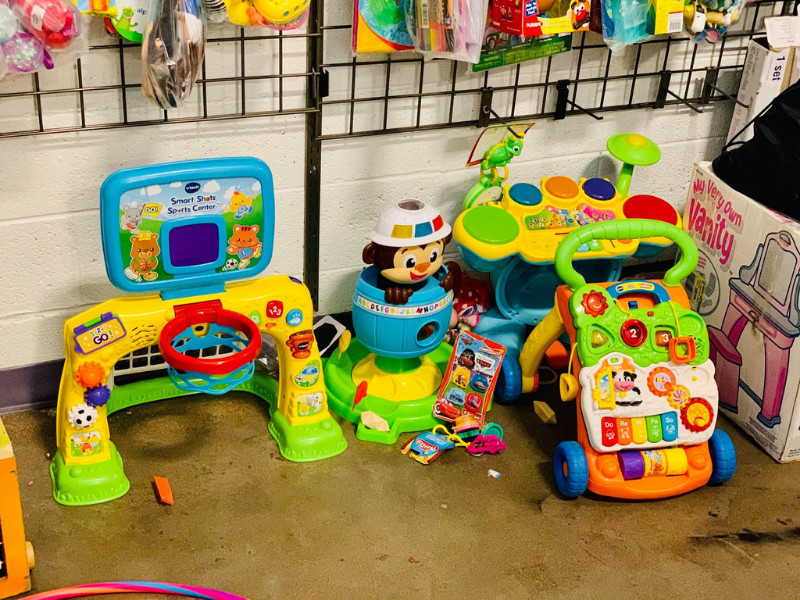 Best Things to Buy at a Thrift Store - baby items
