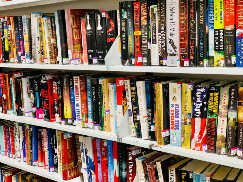 Best Things to Buy at a Thrift Store - books