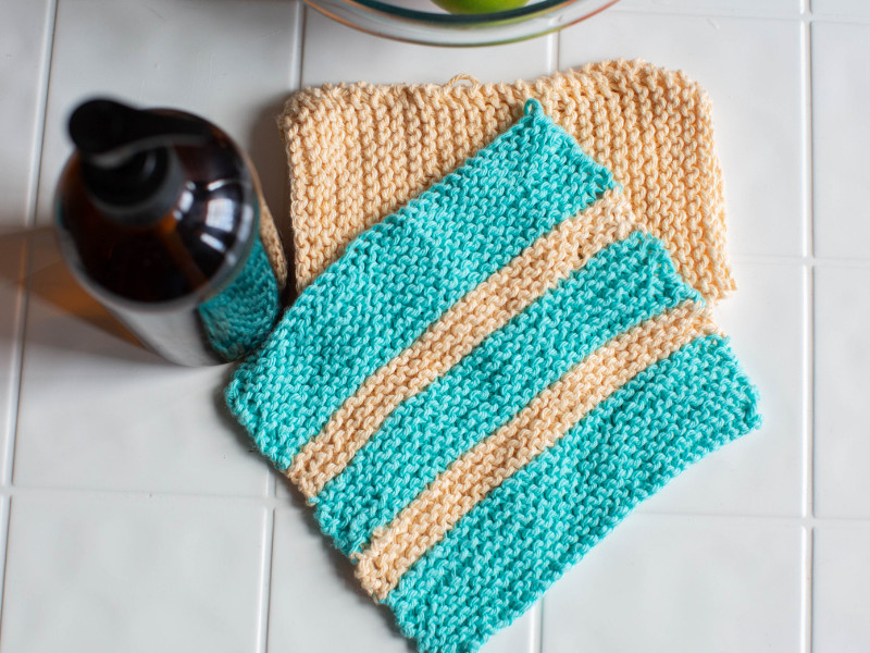 How to Knit a Dishcloth Completed Cloth