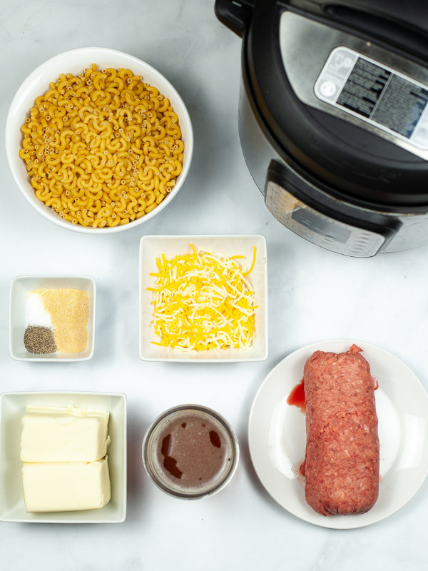 Cheeseburger Macaroni Ingredients and Instant Pot