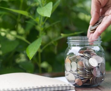 25 Practical Tips to Living Frugally
